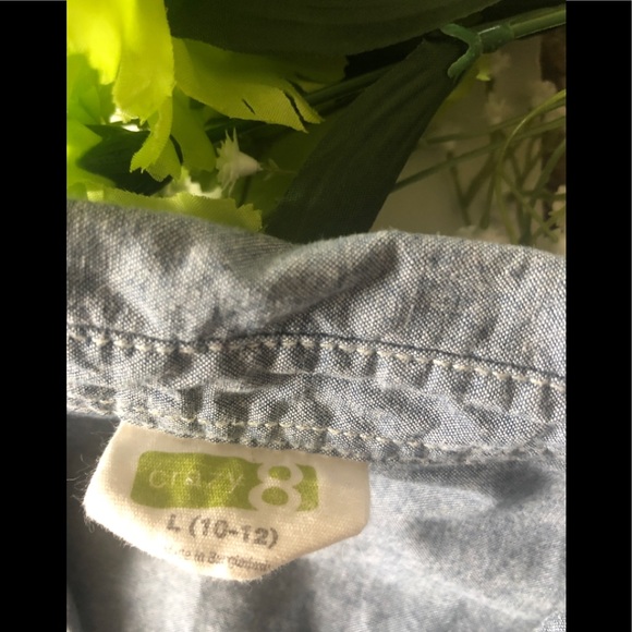 Crazy 8 Boy’s Button Front Denim Top Shirt - Picture 3 of 3
